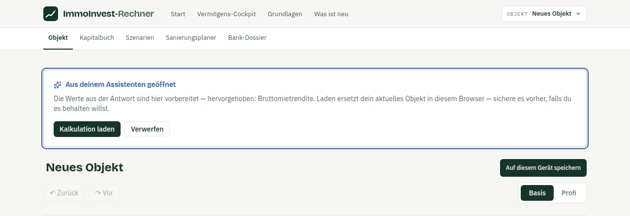 Objekt-Cockpit mit einem blauen Hinweisfeld „Aus deinem Assistenten geöffnet“, das die hervorgehobene Kennzahl nennt und die Knöpfe „Kalkulation laden“ und „Verwerfen“ anbietet.